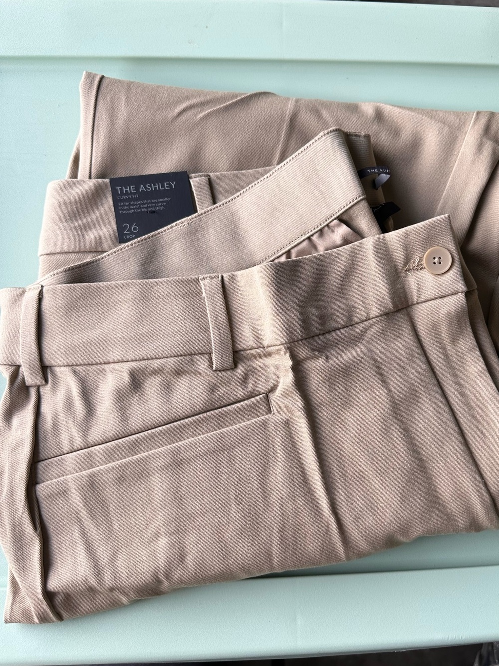 Lane Bryant The Ashley Crop Pant NWT - Picture 3 of 5